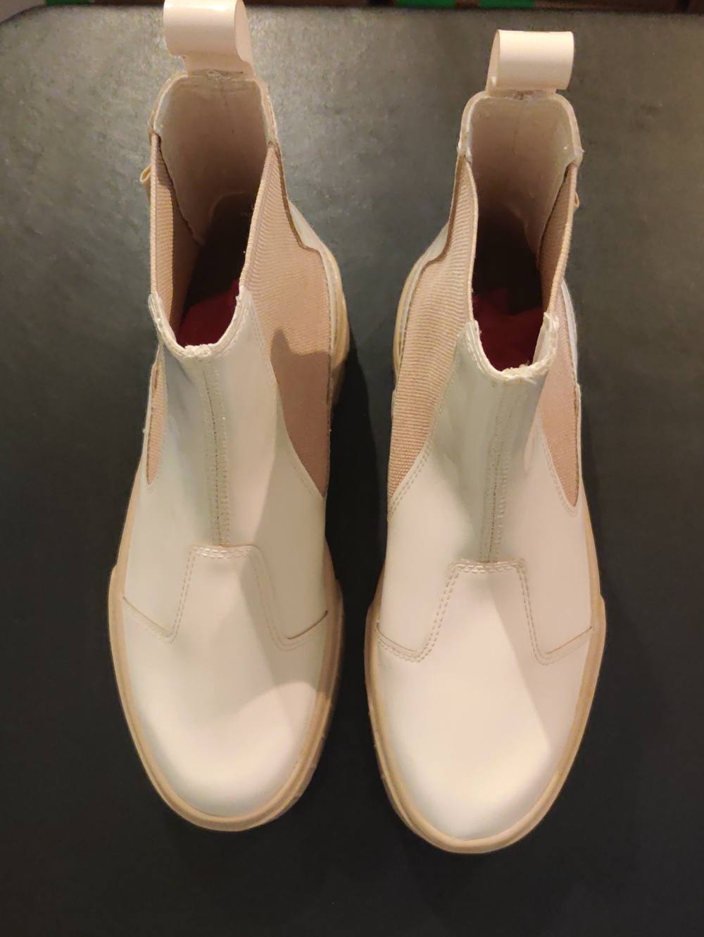 Puma Women's 6.5 Mayze Round Toe Platform Chelsea Light Beige/Nude Color Boots